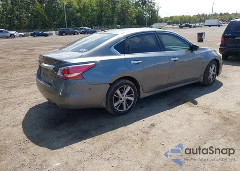 2014 Nissan Altima 2.5 Sv z USA, uszkodzony, nr VIN 1N4AL3AP1EC152003